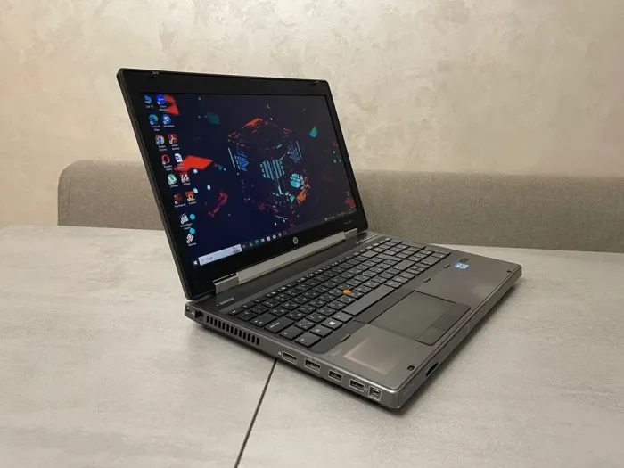 Мобільна робоча станція HP EliteBook 8570w / 15.6" (1920x1080) TN / Intel Core i7-3720QM (4 (8) ядра по 2.6 - 3.6 GHz) / 12 GB DDR3 / 64 GB SSD + 500 GB HDD / nVidia Quadro K1000M, 2 GB GDDR3, 128-bit б/в - зображення 5