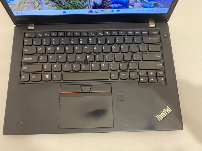 Ультрабук Б-клас Lenovo ThinkPad T470s / 14" (1920x1080) IPS / Intel Core i5-7200U (2 (4) ядра 2.5 - 3.1 GHz) / 8 GB DDR4 / 256 GB SSD M.2 / Intel HD Graphics 620 / WebCam / HDMI б/в - зображення 4