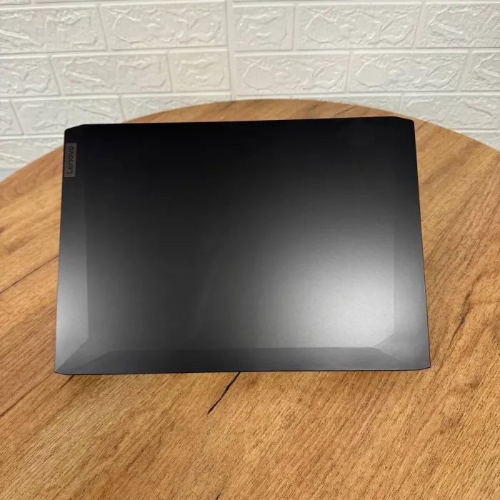 Ігровий ноутбук Б-клас Lenovo IdeaPad Gaming 3 15IHU6 / 15.6" (1920x1080) IPS / Intel Core i5-11300H (4 (8) ядра по 2.6 - 4.4 GHz) / 8 GB DDR4 / 256 GB SSD / nVidia GeForce RTX 3050, 4 GB GDDR6, 128-bit / WebCam б/в - зображення 3