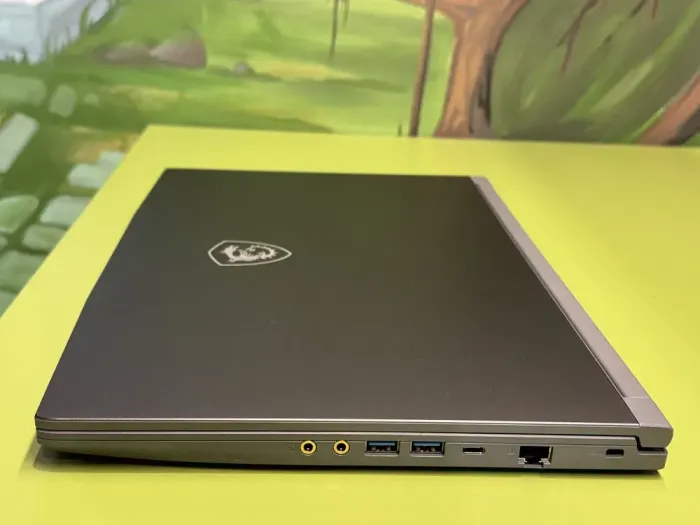 Ігровий ноутбук MSI Thin 15 B13vf / 15.6" (1920x1080) IPS / Intel Core i5-13420H (8 (12) ядер по 3,4 - 4,6 ГГц) / 16 ГБ DDR4 / 512 ГБ SSD / nVidia GeForce RTX 4060, 8 ГБ GDDR6, 128-bit / WebCam / HDMI б/в - зображення 6