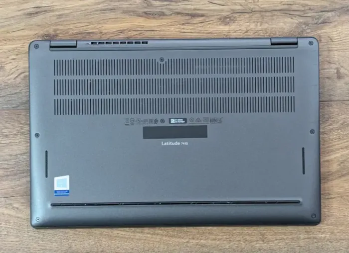 Ультрабук Dell Latitude 7410 / 14" (1920x1080) IPS / Intel Core i5-10310U (4 (8) ядра по 1.7 - 4.4 GHz) / 8 GB DDR4 / 256 GB SSD / Intel UHD Graphics / WebCam б/в - зображення 7