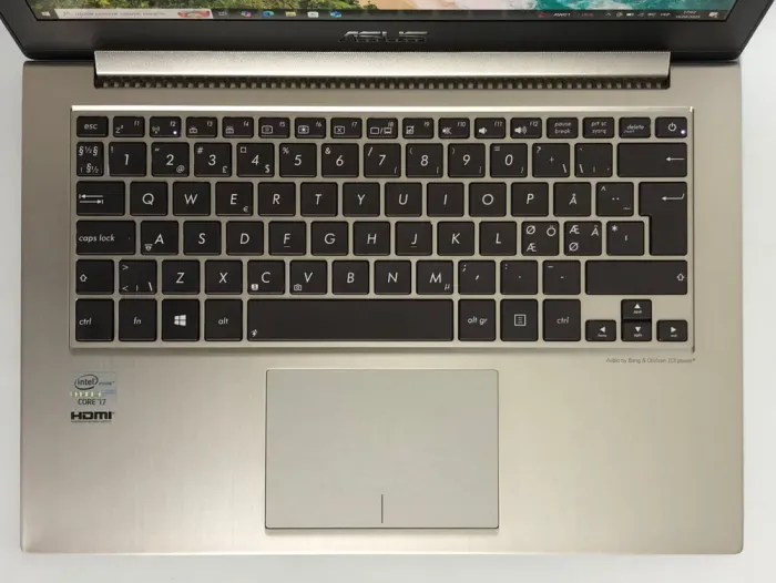 Ультрабук Б-клас Asus ZenBook UX31A / 13.3" (1920x1080) IPS / Intel Core i7-3537U (2 (4) ядра по 2.0 - 3.1 GHz) / 4 GB DDR3 / 128 GB SSD / Intel HD Graphics 4000 / WebCam б/в - зображення 8