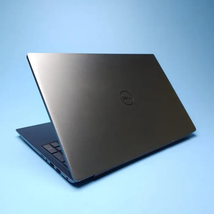 Ультрабук Dell Vostro 5590 / 15.6" (1920x1080) IPS / Intel Core i5-10210U (4 (8) ядра по 1.6 - 4.2 GHz) / 8 GB DDR4 / 256 GB SSD / Intel UHD Graphics / WebCam / Win 10 Pro б/в - зображення 7