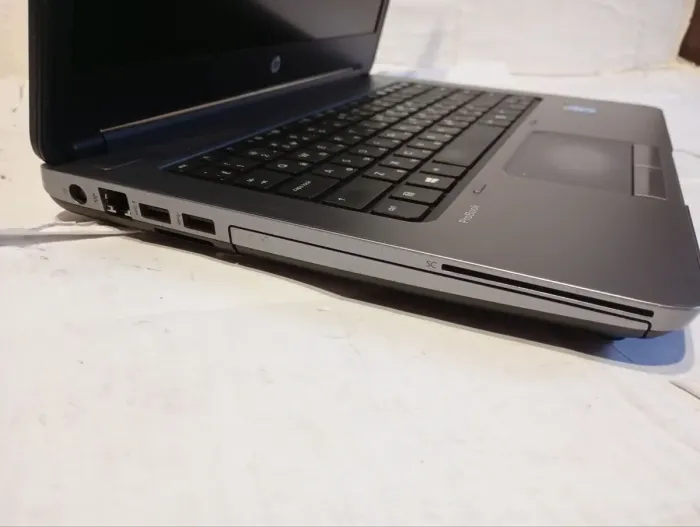 Ноутбук Б-клас HP ProBook 640 G1 / 14" (1600x900) TN / Intel Core i5-4300M (2 (4) ядра по 2.6 - 3.3 GHz) / 8 GB DDR3 / 500 GB HDD / Intel HD Graphic 4600 / WebCam б/в - зображення 5