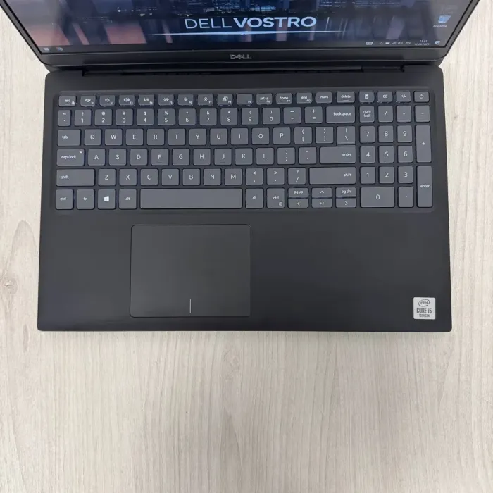 Ультрабук Б-клас Dell Vostro 5590 / 15.6" (1920x1080) IPS / Intel Core i5-10210U (4 (8) ядра по 1.6 - 4.2 GHz) / 8 GB DDR4 / 256 GB SSD NVMe / Intel UHD Graphics / WebCam б/в - зображення 7
