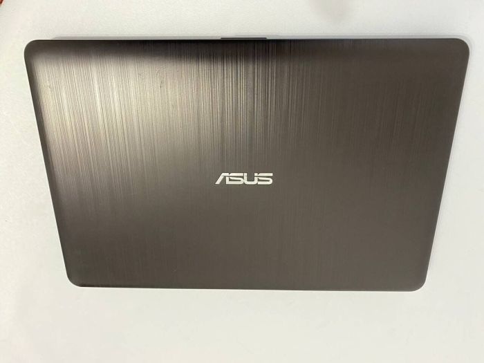 Ноутбук Asus VivoBook X540UAR / 15.6" (1920x1080) TN / Intel Core i5-8250U (4 (8) ядра по 1.6 - 3.4 GHz) / 8 GB DDR4 / 240 GB SSD / Intel UHD Graphics 620 / WebCam / HDMI б/в - зображення 7