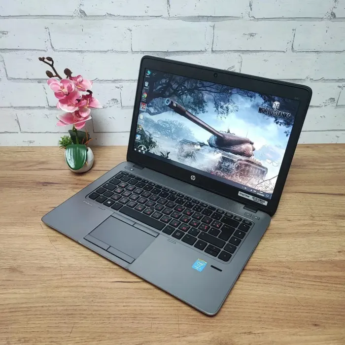 Ноутбук HP EliteBook 840 G2 / 14" (1366x768) TN / Intel Core i5-5300U (2 (4) ядра по 2.3 - 2.9 GHz) / 8 GB DDR3 / 256 GB SSD / Intel HD Graphics 5500 / WebCam б/в - зображення 4