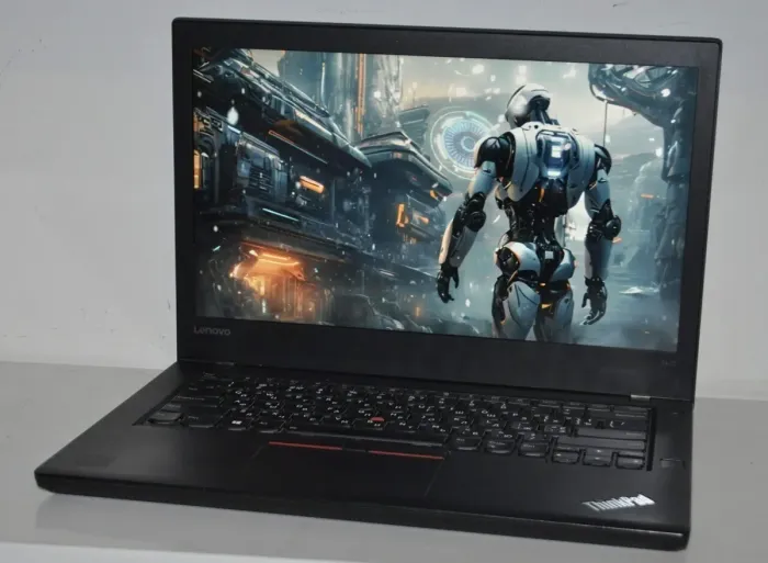 Ультрабук Lenovo ThinkPad T470 / 14" (1920x1080) TN / Intel Core i5-6300U (2 (4) ядра 2.4 - 3.0 GHz) / 16 GB DDR4 / 500 GB SSD / Intel HD Graphics 520 / Windows 11 Pro б/в - зображення 4