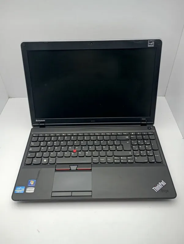 Ноутбук Lenovo ThinkPad Edge E520 / 15.6" (1366x768) TN / Intel Core i5-2410M (2 (4) ядра по 2.3 - 2.9 GHz) / 6 GB DDR3 / 500 GB HDD / AMD Radeon HD 6630M, 1 GB DDR3, 64-bit / WebCam б/в - зображення 2