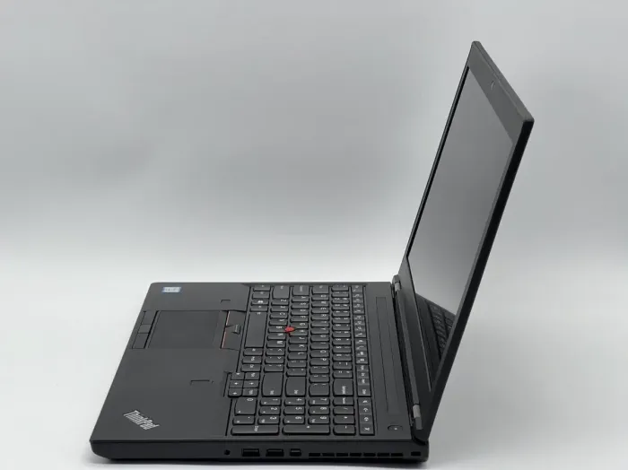 Мобільна робоча станція Lenovo ThinkPad P50 / 15.6" (1920x1080) IPS / Intel Xeon E3-1535M v5 (4 (8) ядра по 2.9 - 3.8 GHz) / 16 GB DDR4 / 240 GB SSD / nVidia Quadro M2000M, 4 GB GDDR5, 128-bit / WebCam б/в - зображення 4
