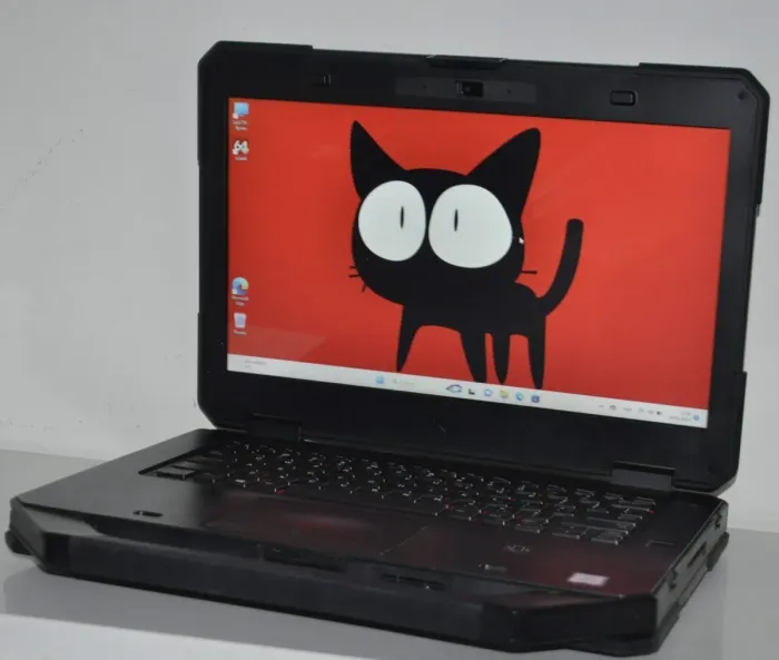 Захищений ноутбук Dell Latitude 5414 Rugged / 14" (1366x768) TN / Intel Core i5-6300U (2 (4) ядра по 2.4 - 3.0 GHz) / 16 GB DDR4 / 256 GB SSD / Intel HD Graphics 520 / WebCam / Wi-Fi / Windows 11 Pro б/в - зображення 2