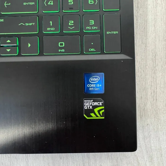 Ігровий ноутбук Б-класу HP Pavilion Gaming 15-cx0058wm / 15,6" (1920x1080) IPS / Intel Core i5-8300H (4 (8) ядра по 2,3 - 4,0 ГГц) / 8 ГБ DDR4 / 256 ГБ SSD / nVidia GeForce GTX 1050, 4 ГБ GDDR5, 128-біт / WebCam б/в - зображення 6