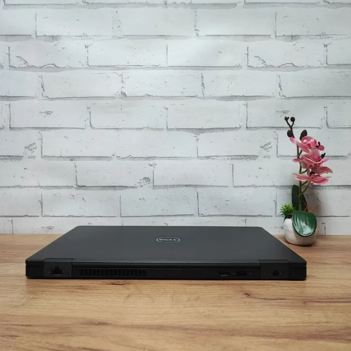 Ноутбук Dell Latitude 5580 / 15.6" (1920x1080) TN / Intel Core i5-6300U (2 (4) ядра по 2.4 - 3.0 GHz) / 8 GB DDR4 / 128 GB SSD / Intel HD Graphics 520 / WebCam б/в - зображення 8