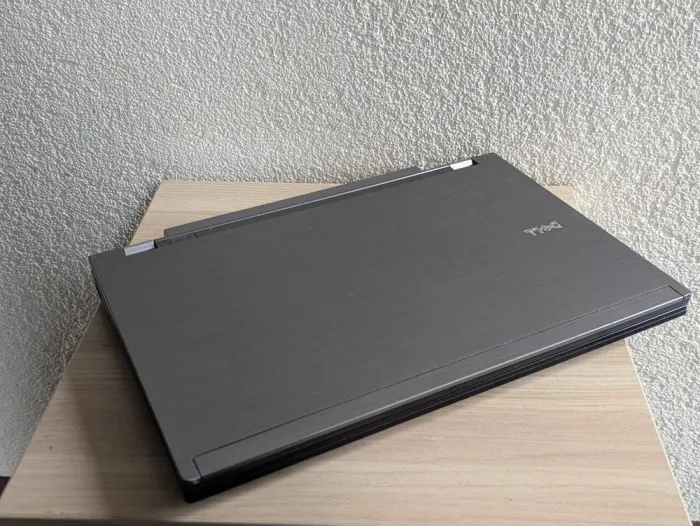 Ноутбук Dell Latitude E4310 / 13.3" (1366x768) TN / Intel Core i5-520M (2 (4) ядра по 2.4 - 2.93 GHz) / 8 GB DDR3 / 128 GB SSD / Intel HD Graphics / WebCam б/в - зображення 7