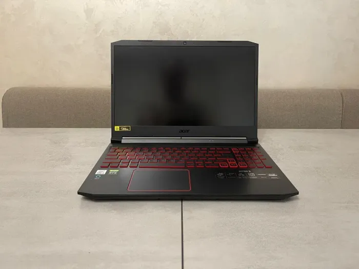 Ігровий ноутбук Acer Nitro 5 AN515-55 / 15.6" (1920x1080) IPS / Intel Core i5-10300H (4 (8) ядра по 2.5 - 4.5 GHz) / 16 GB DDR4 / 512 GB SSD M.2 / nVidia GeForce RTX 3050, 4 GB GDDR6, 128-bit / WebCam б/в - зображення 3