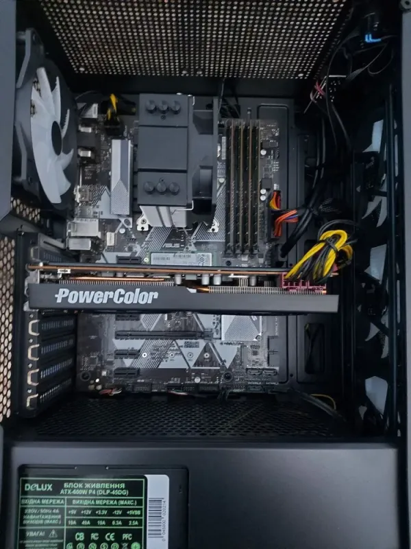 Ігровий ПК AeroCool PGS FALCON-A-BK-V1 FRGB Tower / Intel Core i5-8500 (6 ядер по 3.0 - 4.1 GHz) / 32 GB DDR4 / 256 GB SSD M.2 + 1000 GB SSD / AMD Radeon RX 5700, 8 GB GDDR6, 256-bit / 600W б/в - зображення 4