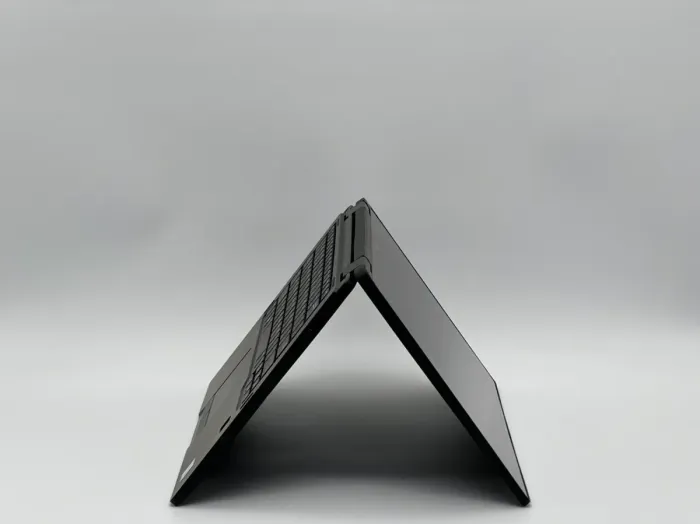 Ультрабук Dell Latitude 7390 2-in-1 / 13.3" (1920x1080) IPS Touch / Intel Core i5-8350U (4 (8) ядра по 1.7 - 3.6 GHz) / 16 GB DDR3 / 240 GB SSD / Intel UHD Graphics 620 / WebCam / HDMI б/в - зображення 5