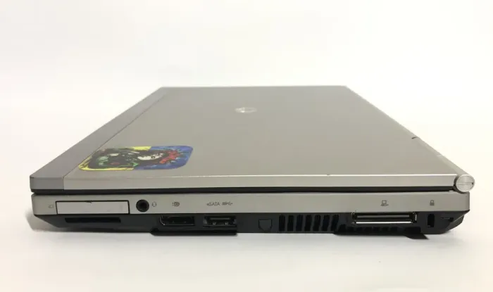 Нетбук Б-клас HP EliteBook 2570p / 12.5" (1366x768) TN / Intel Core i7-3520M (2 (4) ядра по 2.9 - 3.6 GHz) / 4 GB DDR3 / 320 GB HDD / Intel HD Graphics 4000 / WebCam / DVD-ROM / Win 10 Pro б/в - зображення 4