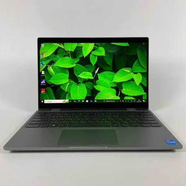 Ноутбук-трансформер Б-клас Dell Latitude 3330 / 13.3" (1920x1080) IPS Touch / Intel Core i5-1155G7 (4 (8) ядра по 2.5 - 4.5 GHz) / 8 GB DDR4 / 512 GB SSD / Intel Iris Xe Graphics / WebCam / HDMI б/в - зображення 2