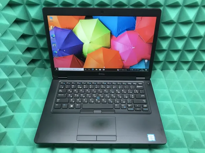 Ноутбук Б-клас Dell Latitude 5490 / 14" (1920x1080) IPS / Intel Core i5-7300U (2 (4) ядра по 2.6 - 3.5 GHz) / 4 GB DDR4 / 128 GB SSD / Intel HD Graphics 620 / WebCam / USB 3.1 / HDMI / Windows 10 б/в - зображення 2