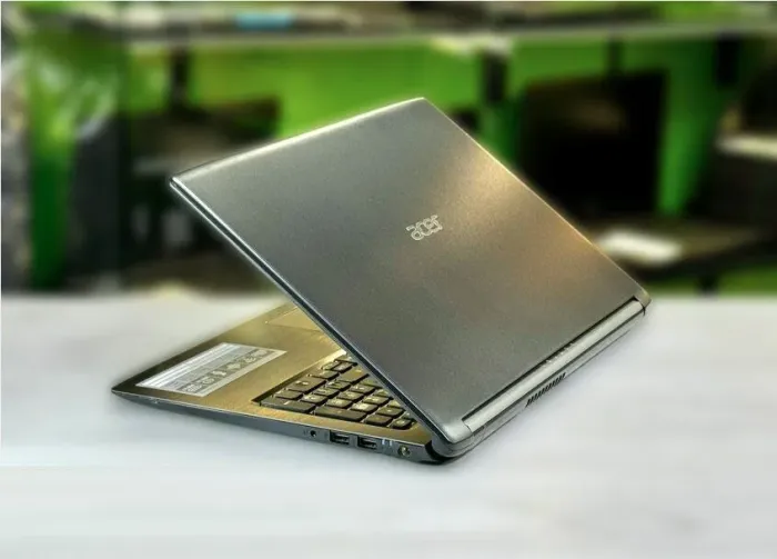 Ігровий ноутбук Acer Aspire A515-41G / 15.6" (1366x768) TN / AMD A12-9720P (4 ядра по 2.7 - 3.6 GHz) / 8 GB DDR4 / 256 GB SSD M.2 / AMD Radeon RX 540, 2 GB GDDR5, 128-bit / WebCam / Win 10 б/в - зображення 6