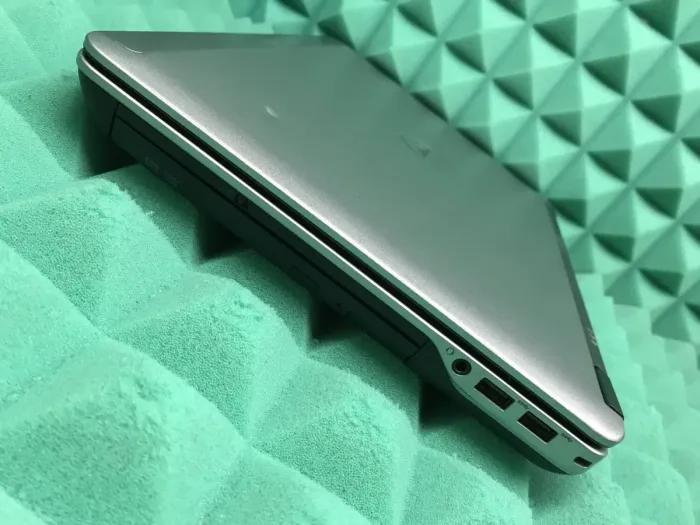 Ноутбук Б-клас Dell Latitude E6440 / 14" TN / Core i5-4310M (2 (4) ядра по 2.7-3.4 GHz) / 4GB DDR3 / 128GB SSD /  HD Graphics 4600 / WebCam / DVD-RW/Win 10 б/в - зображення 8