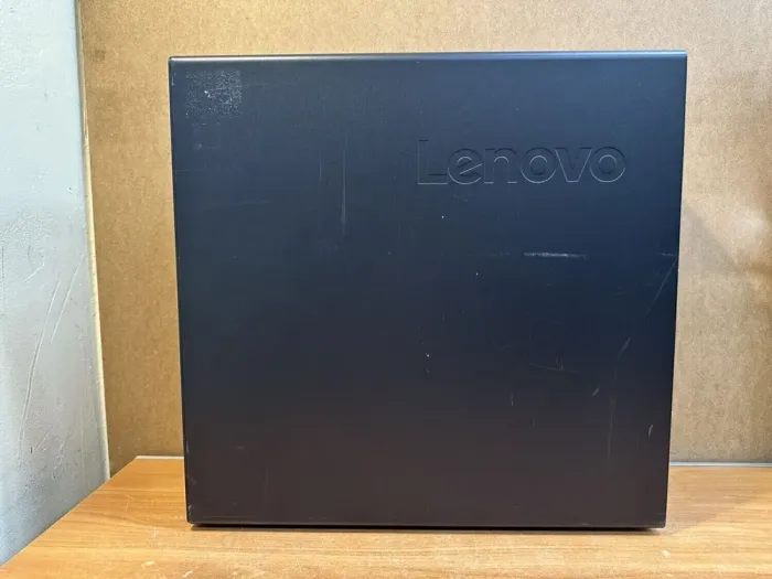 Робоча станція Lenovo ThinkStation P520 Tower / Intel Xeon W-2123 (4 (8) ядра по 3.6 - 3.9 GHz) / 64 GB DDR4 / no HDD / nVidia Quadro P4000, 8 GB GDDR5, 256-bit / 690W / DisplayPort б/в - зображення 5