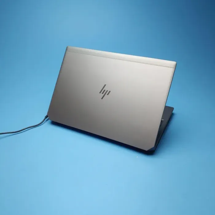 Мобільна робоча станція HP Zbook 15 G5 / 15.6'' (1920x1080) IPS / Intel Core i7-8850H (6 (12) ядер по 2.6 - 3.4 GHz) / 32 GB DDR4 / 512 GB SSD / nVidia Quadro P2000, 4 GB GDDR5, 128-bit / WebCam / Win 10 Pro б/в - зображення 5