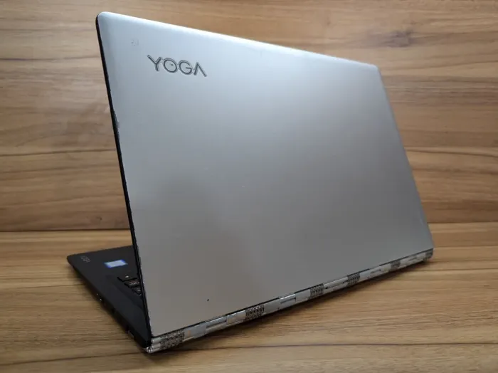 Ноутбук-трансформер Б-клас Lenovo Yoga 900-13 ISK / 13.3" (3200x1800) IPS Touch / Intel Core i7-6500U (2 (4) ядра по 2.5 - 3.1 GHz) / 8 GB DDR3 / 512 GB SSD / Intel HD Graphics 520 / WebCam / Windows 10 б/в - зображення 8