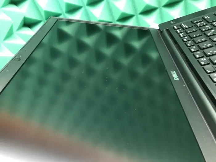 Ультрабук Б-клас Dell Latitude 7480 / 14" (1920x1080) IPS / Intel Core i7-6600U (2 (4) ядра по 2.6 - 3.4 GHz) / 8 GB DDR4 / 256 GB SSD M.2 / Intel HD Graphics 520 / WebCam / HDMI б/в - зображення 10