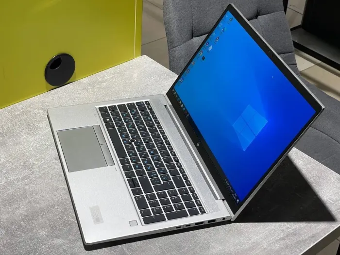 Ультрабук HP EliteBook 855 G7 / 15.6" (1920x1080) IPS / AMD Ryzen 5 Pro 4650U (6 (12) ядер по 2.1 - 4.0 GHz) / 16 GB DDR4 / 512 GB SSD / AMD Radeon RX Vega 6 Graphics / WebCam б/в - зображення 4