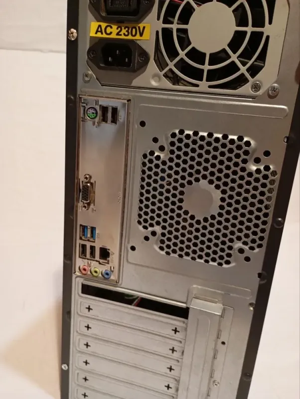 ПК LogicPower Tower / Intel Core i5-4590 (4 ядра по 3.3 - 3.7 GHz) / 8 GB DDR3 / 500 GB HDD / Intel HD Graphics 4600 / 400W б/в - зображення 4