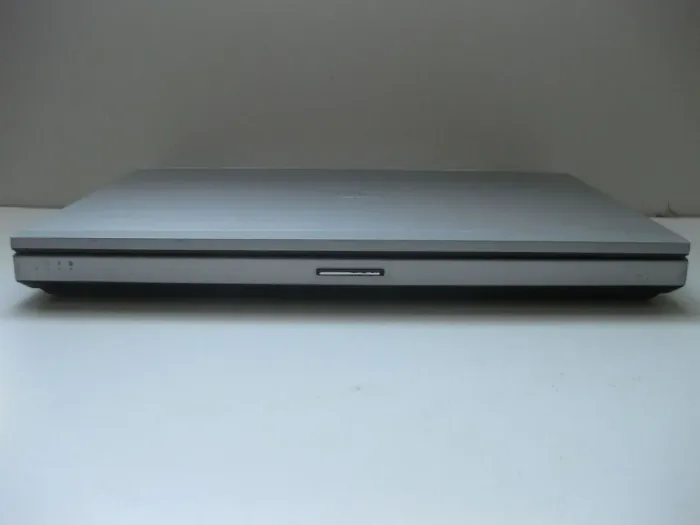 Ноутбук HP EliteBook 8470p / 14" (1600x900) TN / Intel Core i5-3360M (2 (4) ядра по 2.8 - 3.5 GHz) / 8 GB DDR3 / 256 GB SSD / AMD Radeon HD 7570M, 1 GB GDDR5, 64-bit / WebCam / DVD-RW б/в - зображення 7