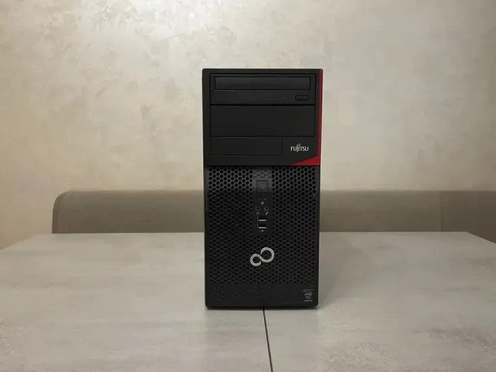 Комп'ютер Fujitsu Esprimo P420 E85 Tower / Intel Core i5-4460 (4 ядра по 3.2 - 3.4 GHz) / 16 GB DDR3 / 256 GB SSD / nVidia GeForce 210, 1 GB DDR3, 64-bit / DVD-RW б/в - зображення 2