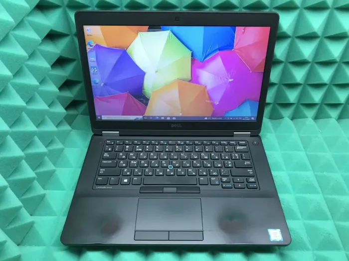 Ультрабук Dell Latitude E5470 / 14" (1366x768) TN / Core i5-6300U (2 (4) ядра по 2.4 - 3.0 GHz) / 8 GB DDR4 / 180 GB SSD / HD Graphics 520 / WebCam/ Win 10 б/в - зображення 2