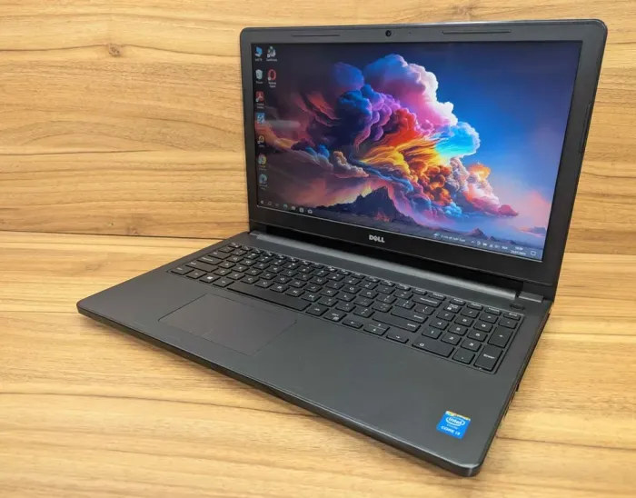 Ноутбук Dell Inspiron 15-3558 / 15.6" (1366x768) TN / Intel Core i3-5005U (2 (4) ядра по 2.0 GHz) / 8 GB DDR3 / 240 GB SSD / Intel HD Graphics 5500 / WebCam / HDMI / Windows 10 б/в - зображення 5