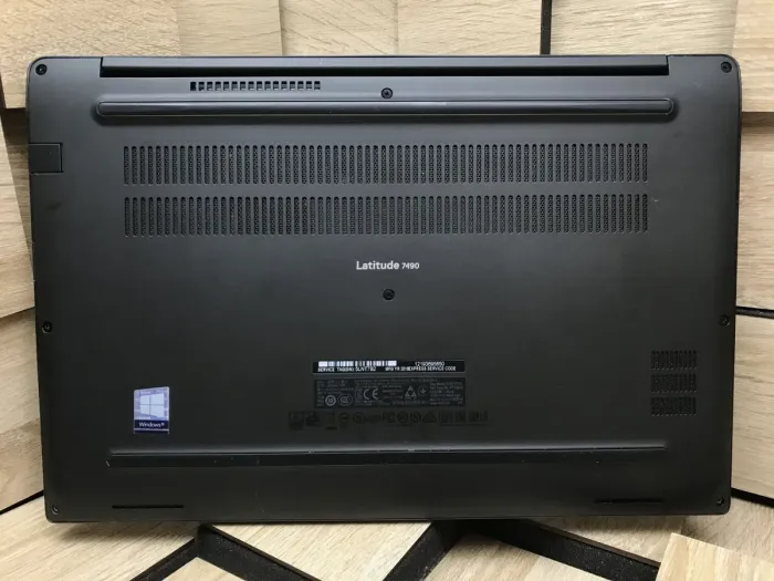 Ноутбук Dell Latitude 7490 / 14" (1920x1080) IPS / Intel Core i5-8350U (4 (8) ядра по 1.7 - 3.6 GHz) / 8 GB DDR4 / 240 GB SSD M.2 / Intel UHD Graphics 620 / WebCam / USB 3.1 / HDMI б/в - зображення 9