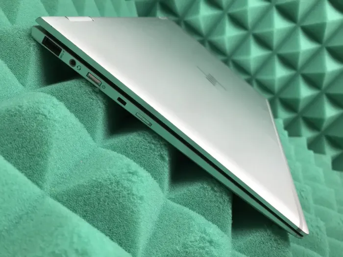 Ноутбук-трансформер Б-класс HP EliteBook x360 1040 G5 / 14" IPS Touch / Core i5-8350U (4(8) ядра по 1.7-3.6GHz) / 8GB DDR4 / 256GB SSD M.2 / UHD Graphics 620 / WebCam / Fingerprint / USB 3.1 б/в - зображення 7