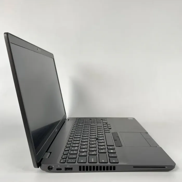 Ультрабук Dell Latitude 5500 / 15.6" (1920x1080) IPS / Intel Core i5-8365U (4 (8) ядра по 1.6 - 4.1 GHz) / 16 GB DDR4 / 256 GB SSD / Intel UHD Graphics / HDMI / WebCam б/в - зображення 4