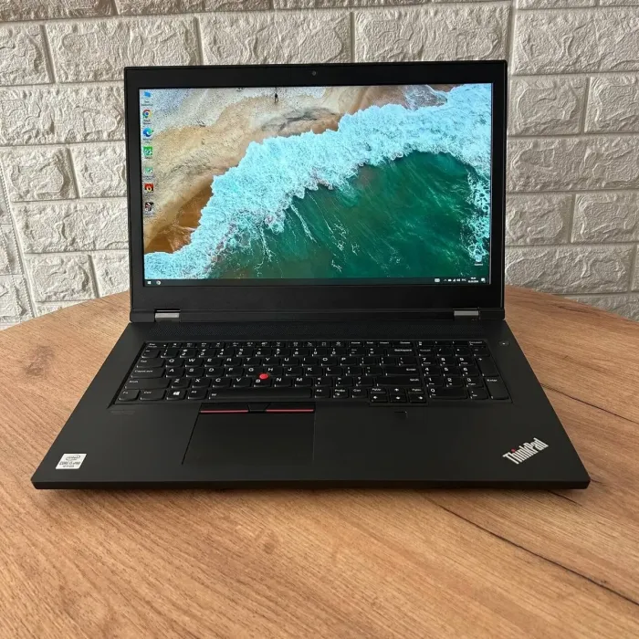 Мобільна робоча станція Lenovo ThinkPad P17 Gen 1 / 17.3" (1920x1080) IPS / Intel Core i5-10400H (4 (8) ядра по 2.6 - 4.6 GHz) / 16 GB DDR4 / 256 GB SSD NVMe / nVidia Quadro T1000, 4 GB DDR5, 128-bit / WebCam б/в - зображення 2