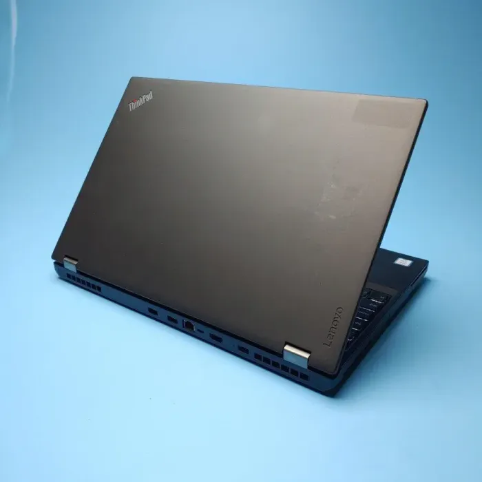 Мобільна робоча станція Lenovo ThinkPad P50 / 15.6" (1920x1080) IPS / Intel Xeon E3-1505M v5 (4 (8) ядра по 2.8 - 3.7 GHz) / 16 GB DDR4 / 256 GB SSD / nVidia Quadro M2000M, 4 GB GDDR5, 128-bit / WebCam / Win 10 Pro б/в - зображення 5
