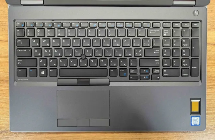 Мобільна робоча станція Dell Precision 7540 / 15,6" (1920x1080) IPS / Intel Core i7-9850H (6 (12) ядер по 2,6 - 4,6 ГГц) / 32 ГБ DDR4 / 512 ГБ SSD / nVidia Quadro RTX 3000, 6 ГБ GDDR6, 192-біт / TouchID / HDMI / Windows 10 б/в - зображення 3