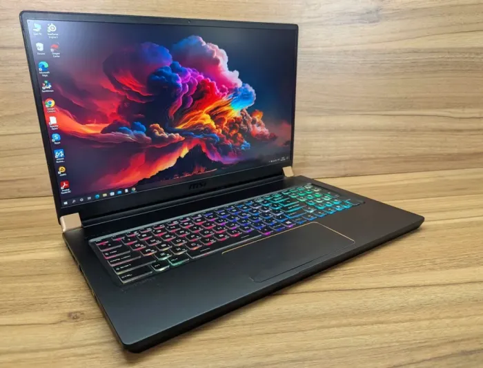 Ігровий ноутбук Б-клас MSI MS-17G1 / 17.3" (1920x1080) IPS / Intel Core i7-9750H (6 (12) ядер по 2.6 - 4.5 GHz) / 16 GB DDR4 / 512 GB SSD / nVidia GeForce RTX 2070, 8 GB GDDR6, 256-bit / WebCam / Windows 10 б/в - зображення 5