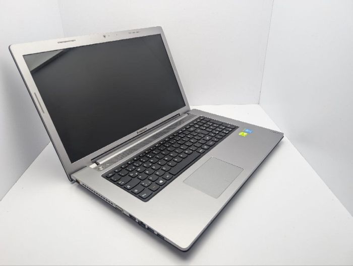 Ноутбук Б-клас Lenovo IdeaPad Z710 / 17.3" (1600x900) TN / Intel Core i5-4200M (2 (4) ядра по 2.5 - 3.1 GHz) / 8 GB DDR3 / 1000 GB HDD / nVidia GeForce GT 740M, 2 GB GDDR3, 64-bit / WebCam / DVD-ROMб/в - зображення 7