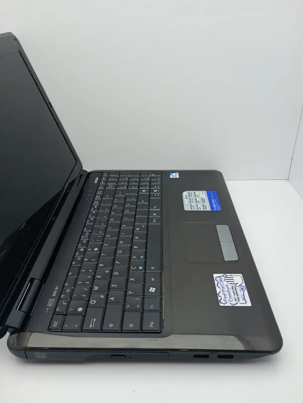 Ноутбук Asus K50 / 15.6" (1366x768) TN / Intel Pentium T4300 (2 ядра по 2.1 GHz) / 4 GB DDR3 / 320 GB HDD / Intel GMA 4500M Graphics / WebCam  б/в - зображення 5