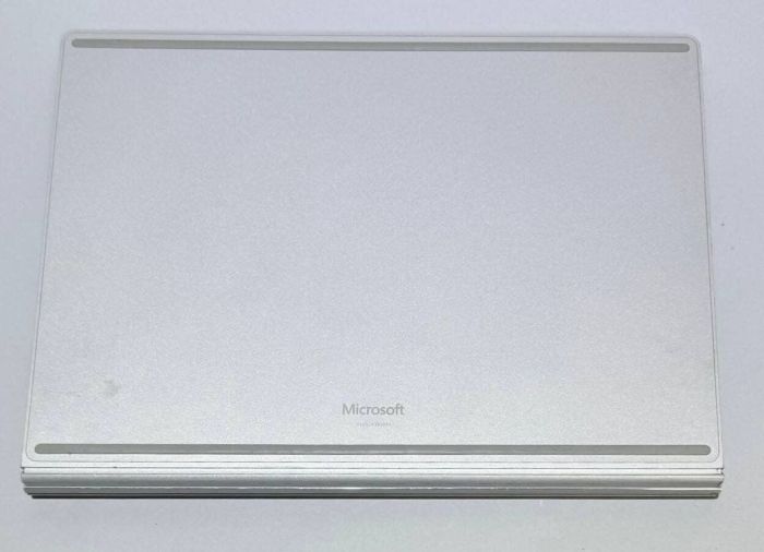 Ультрабук-трансформер Microsoft Surface Book 2 / 13.5" (3000x2000) IPS Touch / Intel Core i5-7300U (2 (4) ядра по 2.6 - 3.5 GHz) / 8 GB DDR3 / 256 GB SSD / Intel HD Graphics 620 / WebCam б/в - зображення 3