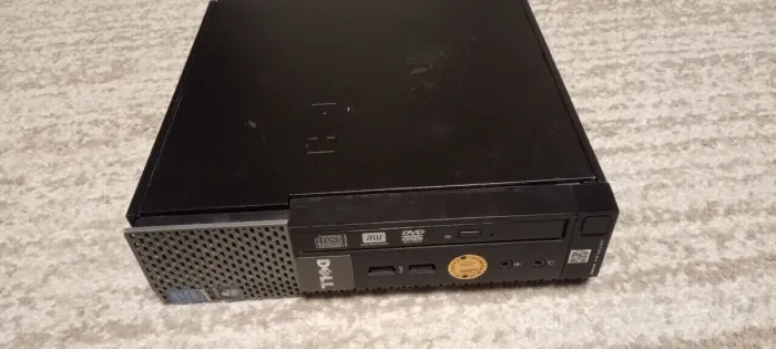 Неттоп Б-клас Dell Optiplex 9020 USFF / Intel Core i5-4590S (4 ядра по 3.0 - 3.7 GHz) / 4 GB DDR3 / 120 GB SSD / Intel HD Graphics 4600 / DVD-RW б/в - зображення 2