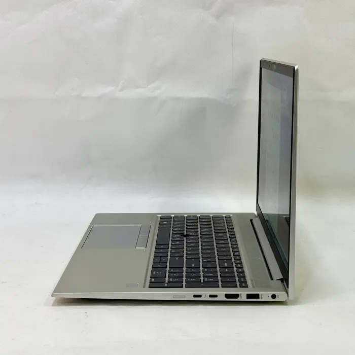 Ноутбук Б-класс HP EliteBook 850 G8 / 15.6" (1920x1080) IPS / Intel Core i7-1185G7 (4 (8) ядра по 4.8 GHz) / 32 GB DDR4 / 512 GB SSD / Intel Iris Xe Graphics / WebCam / Windows 11 Pro б/в - зображення 7