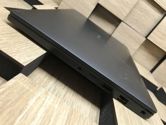 Ноутбук Б-клас Dell Latitude 7490 / 14" (1920x1080) IPS / Intel Core i5-8350U (4 (8) ядра по 1.7 - 3.6 GHz) / 8 GB DDR4 / 256 GB SSD M.2 / Intel UHD Graphics 620 / WebCam / USB 3.1 / HDMI б/в - зображення 16