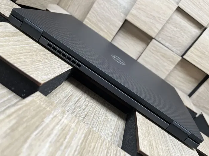 Ультрабук Dell Latitude 7310 / 13.3" (1920x1080) IPS / Intel Core i5-10310U (4 (8) ядра по 1.7 - 4.4 GHz) / 16 GB DDR4 / 256 GB SSD M.2 / Intel UHD Graphics / WebCam б/в - зображення 7